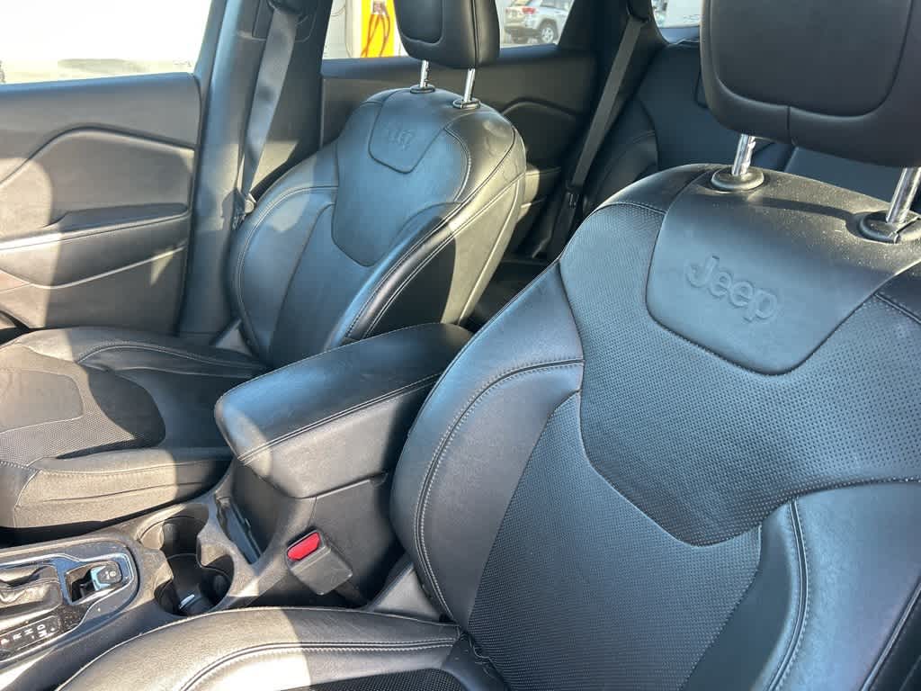 2019 Jeep Cherokee Limited Edition 17