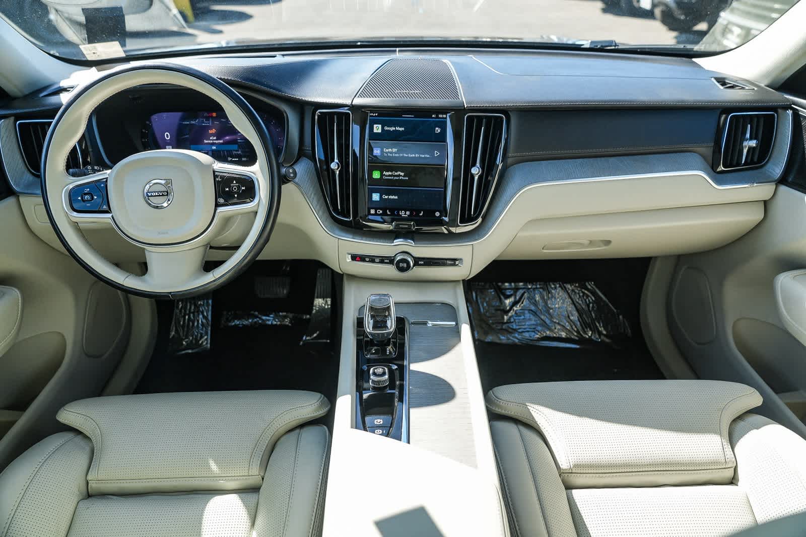 Thumbnail: 2023 Volvo XC60 - 11