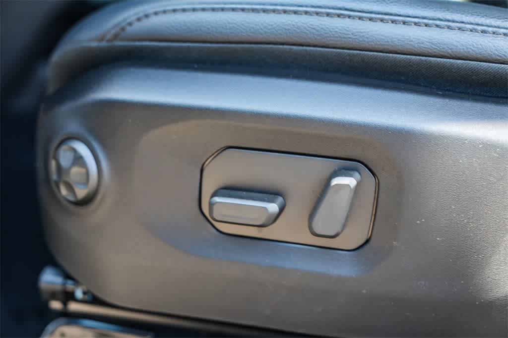 Thumbnail: 2025 Jeep Gladiator - 22