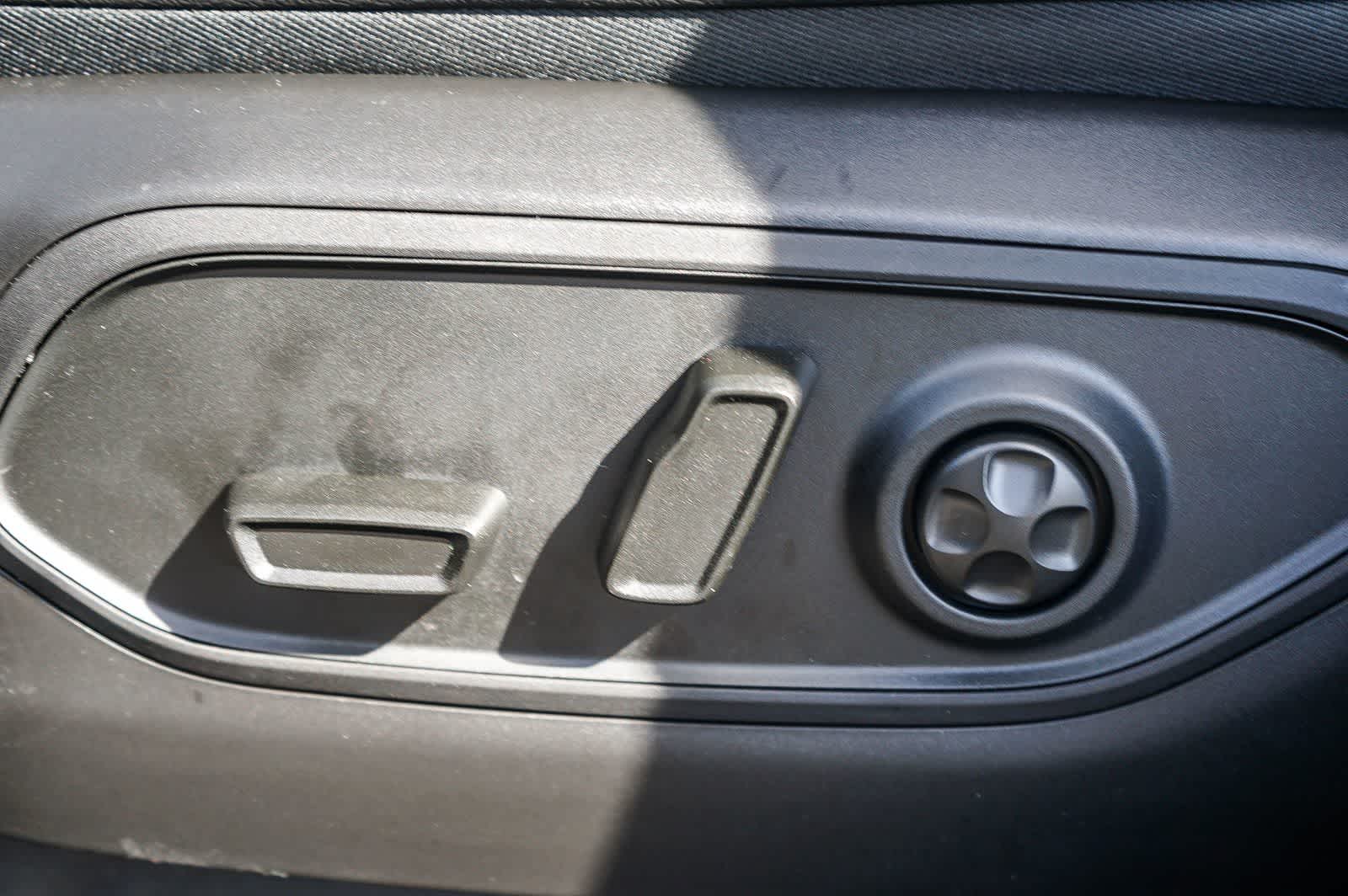 Thumbnail: 2026 Jeep Grand Cherokee - 22