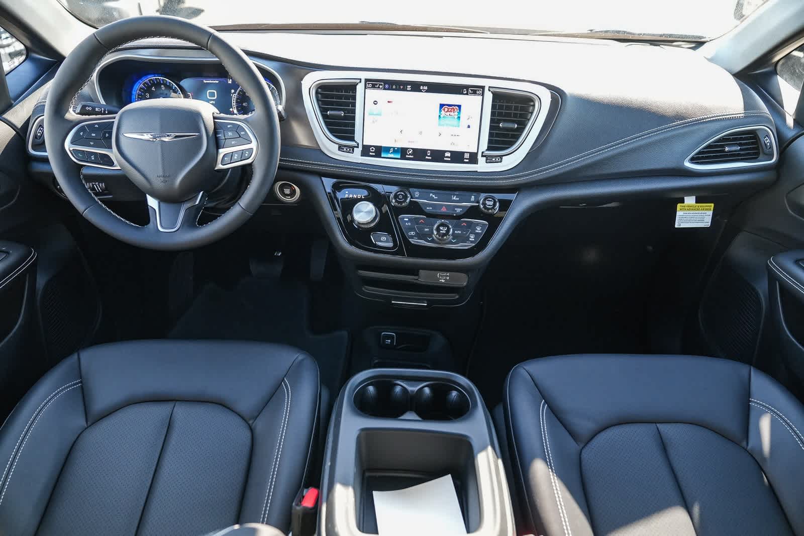 Thumbnail: 2026 Chrysler Pacifica - 13