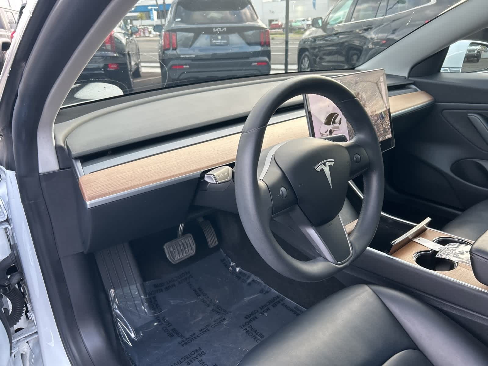 Thumbnail: 2019 Tesla Model 3 - 18