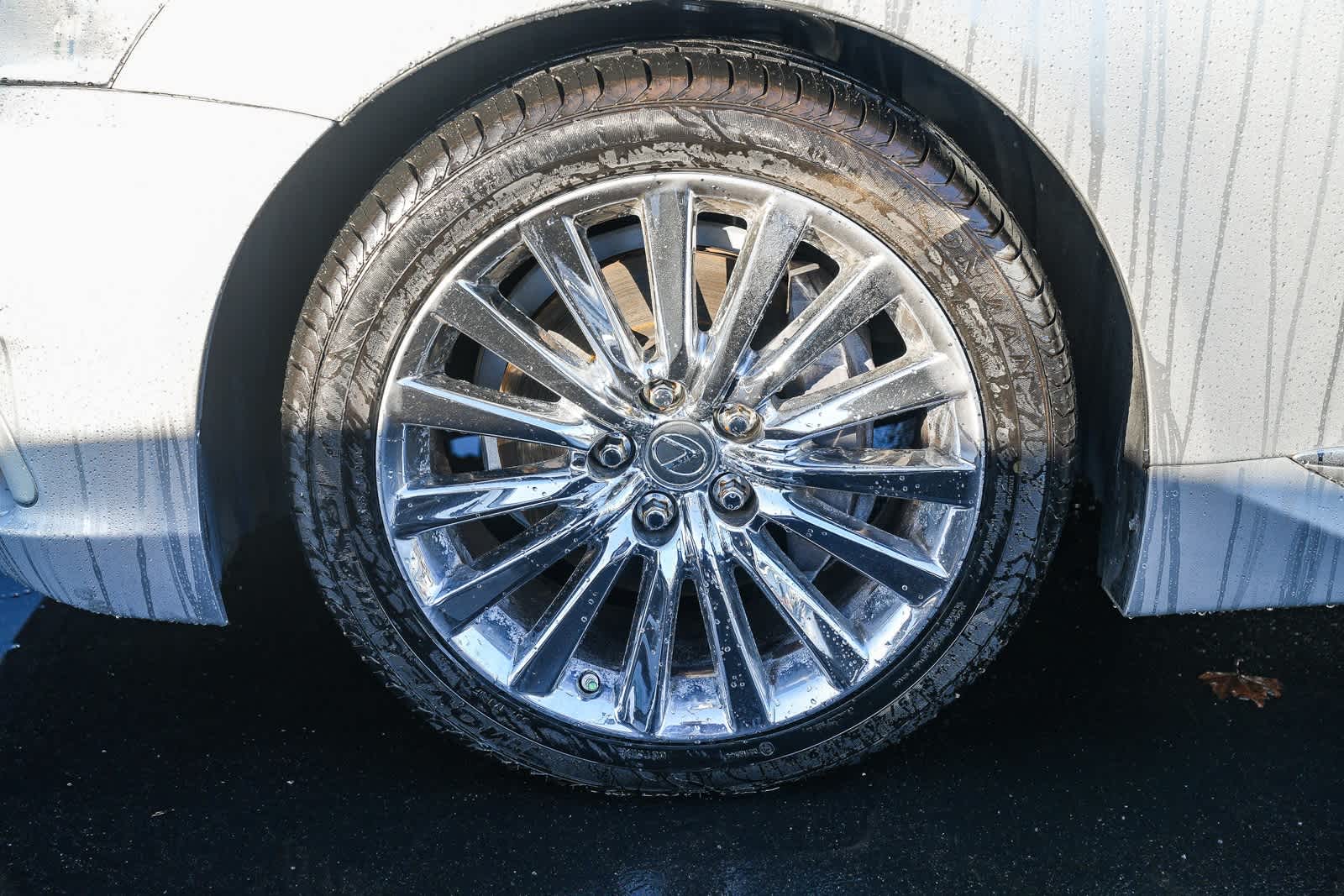 Thumbnail: 2013 Lexus LS - 9