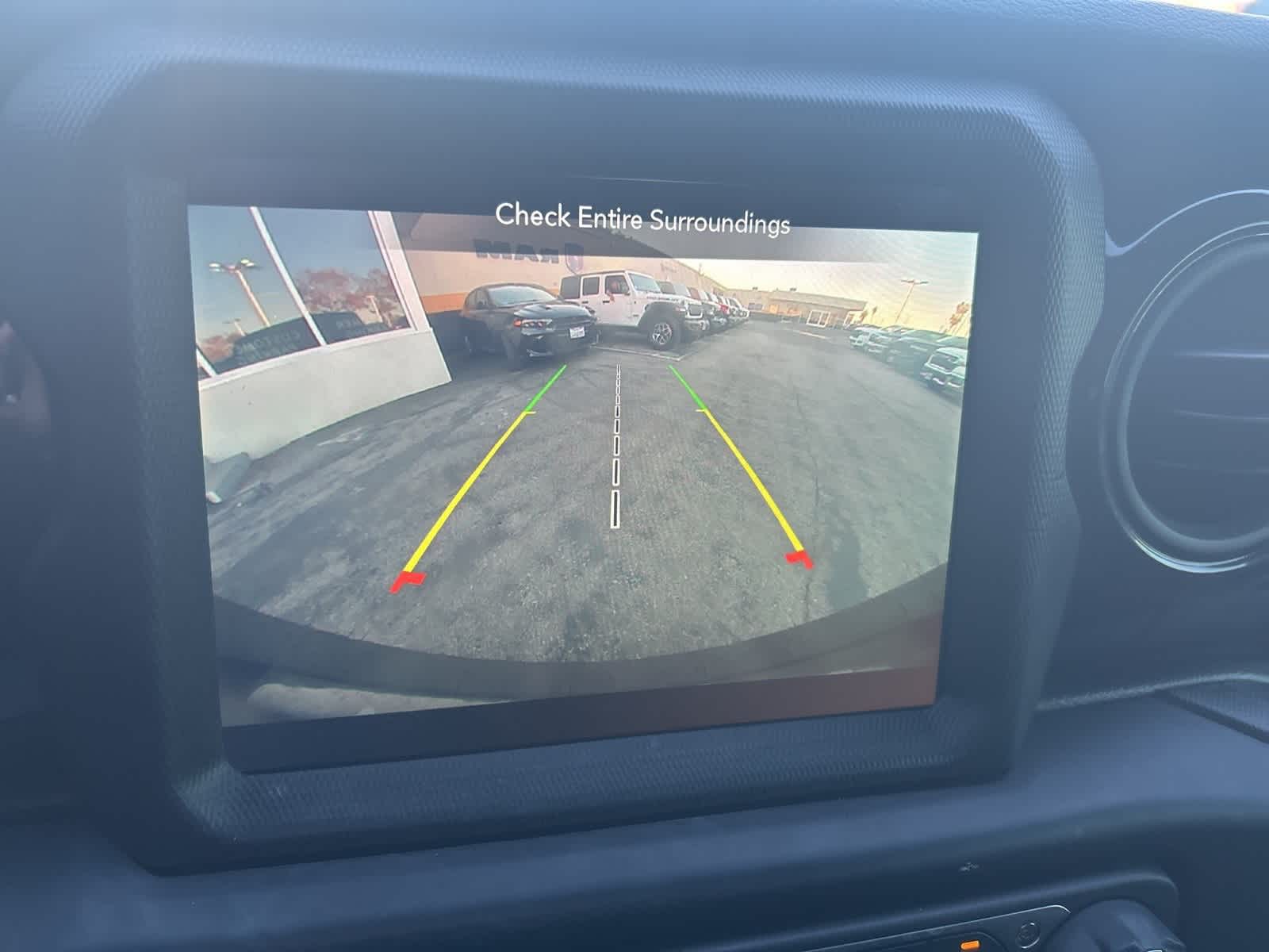 Thumbnail: 2021 Jeep Wrangler - 42