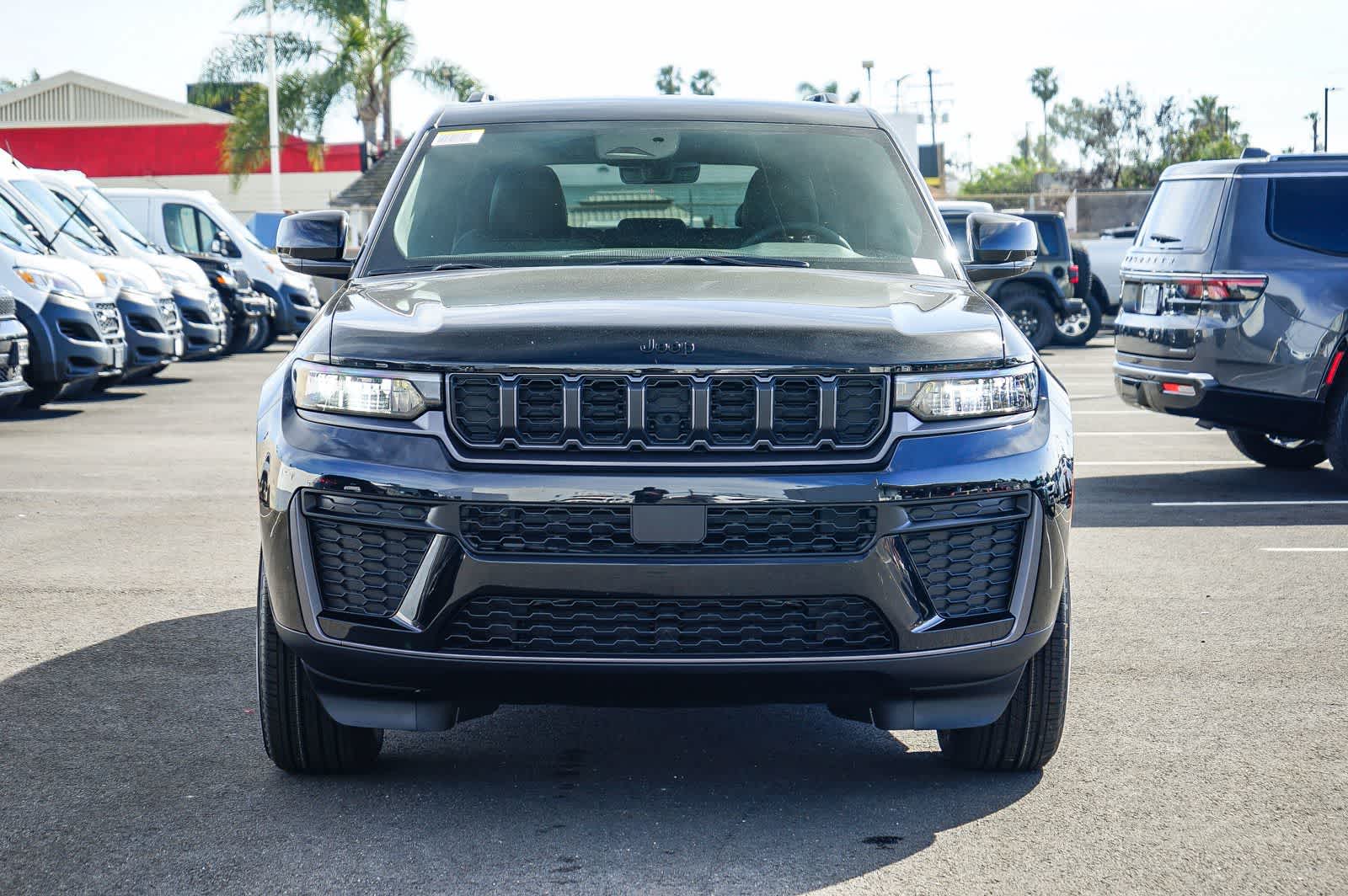 Thumbnail: 2026 Jeep Grand Cherokee - 2