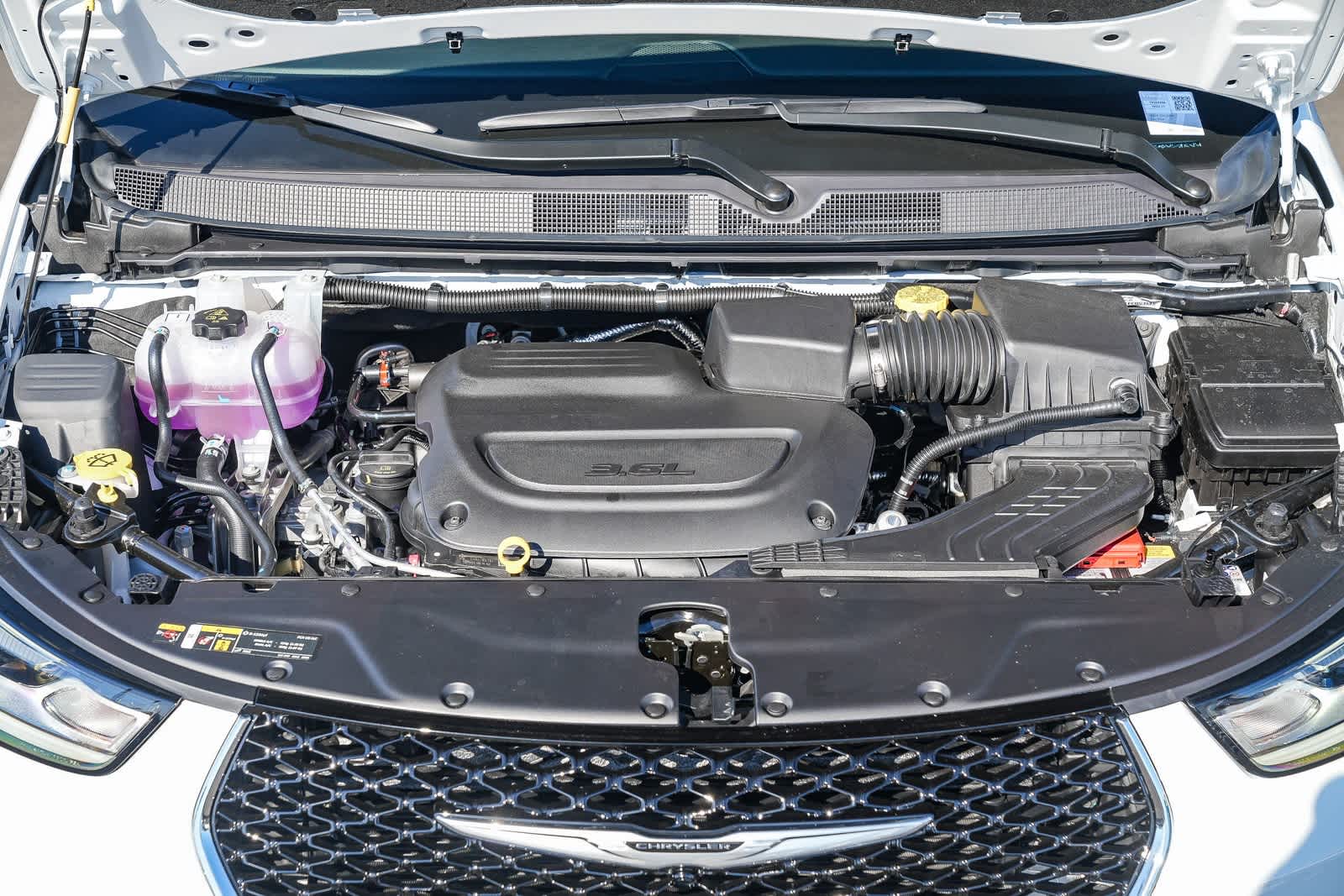 Thumbnail: 2026 Chrysler Pacifica - 12