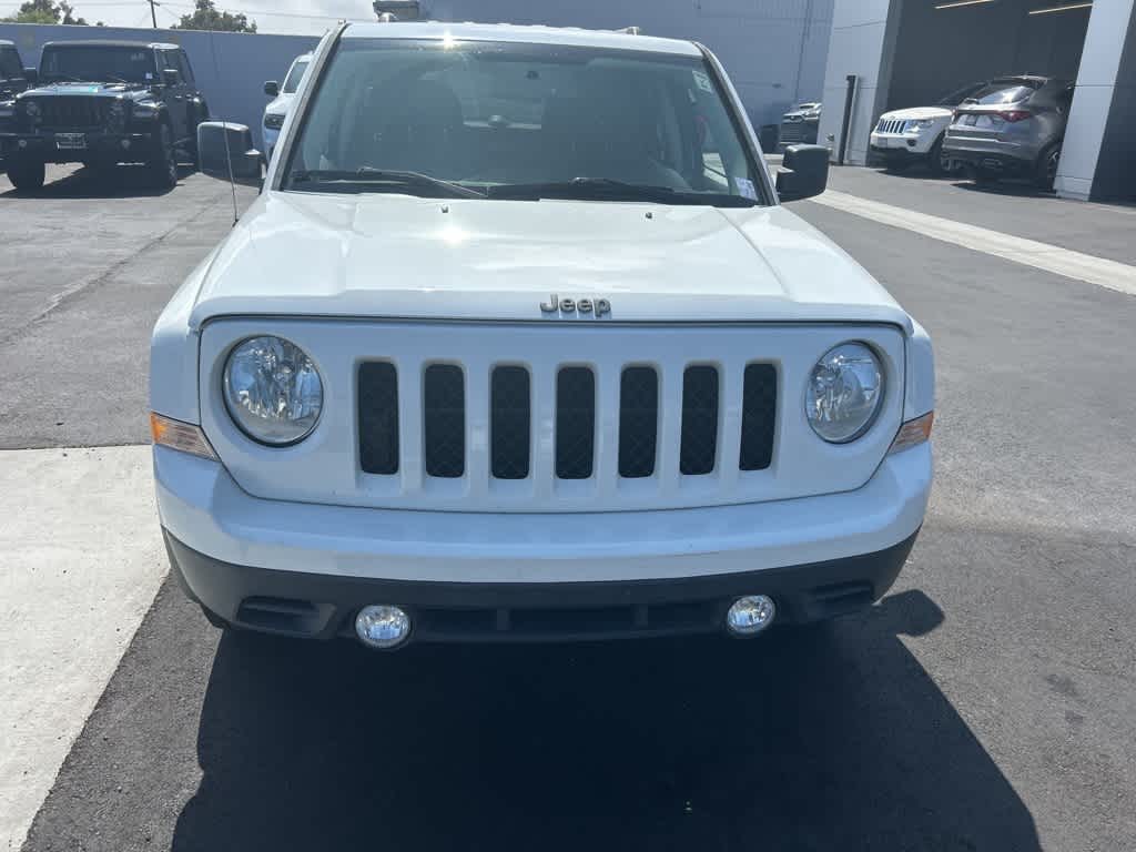 Thumbnail: 2017 Jeep Patriot - 8