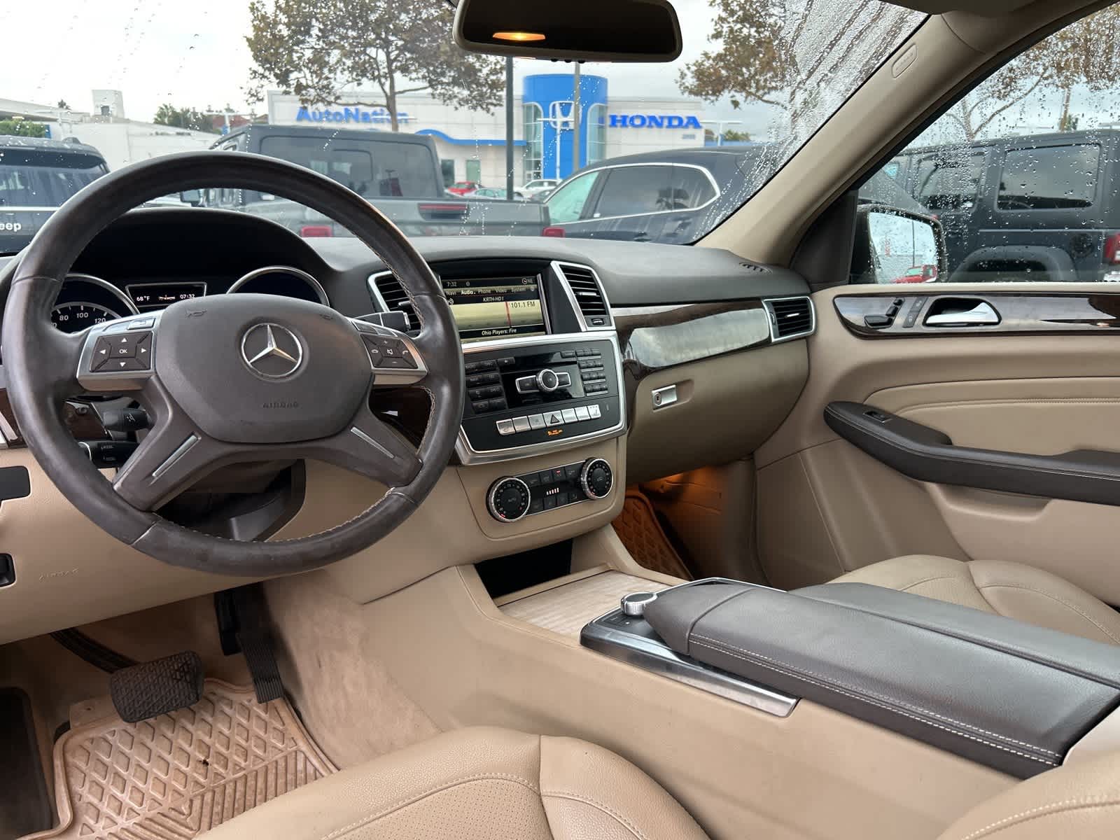 Thumbnail: 2013 Mercedes-Benz M-Class - 29
