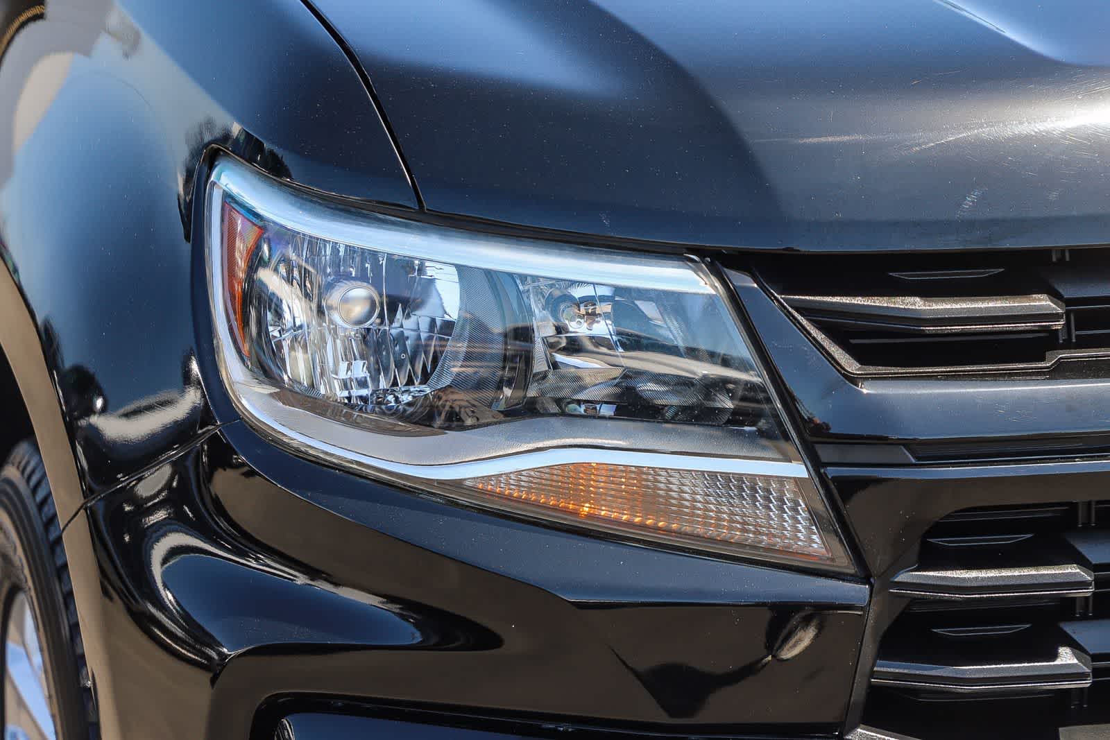 Thumbnail: 2022 Chevrolet Colorado - 4