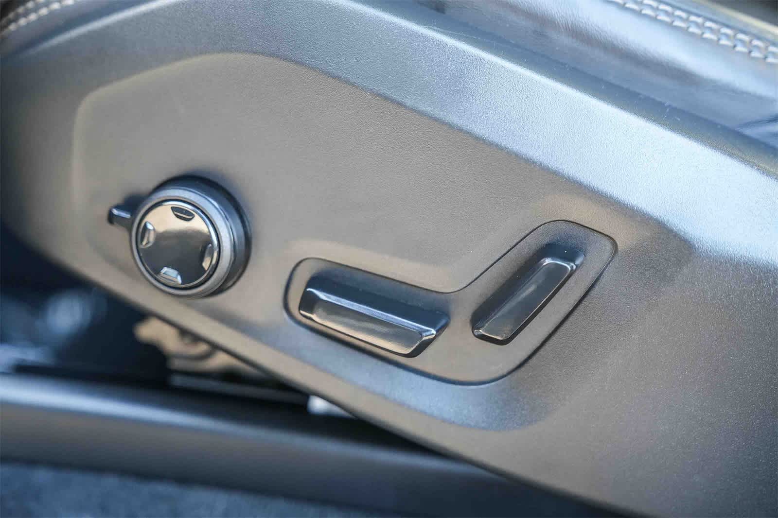 Thumbnail: 2024 Volvo XC90 - 18