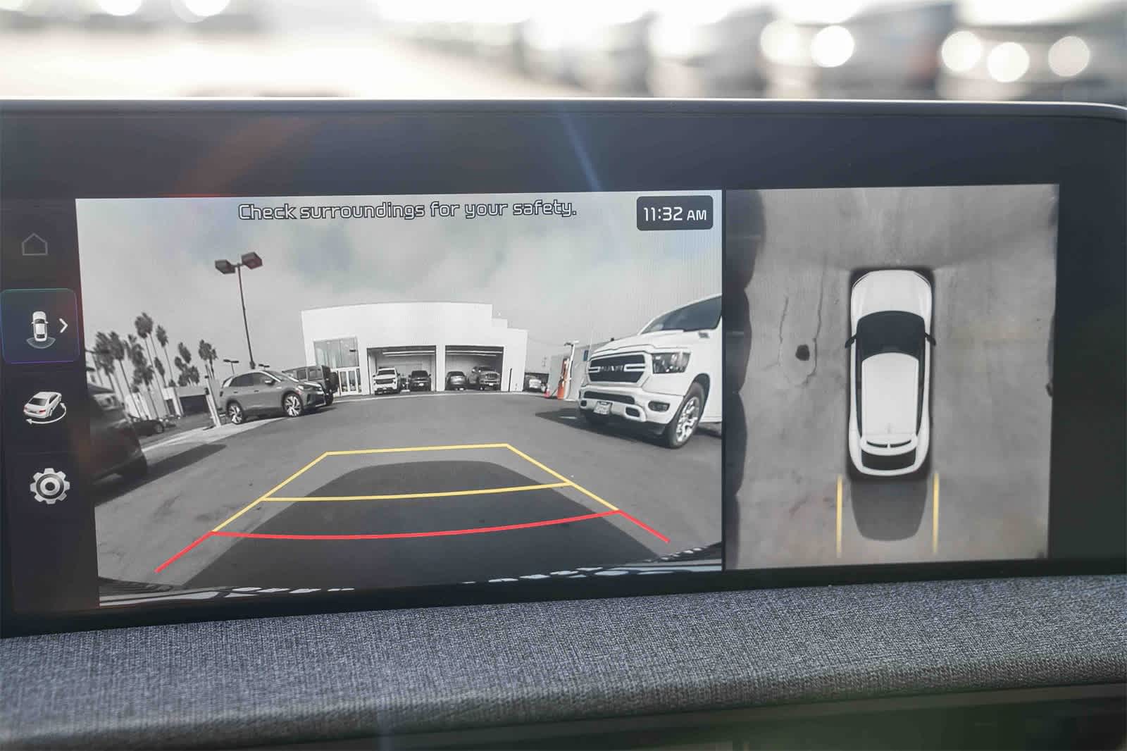 Thumbnail: 2023 Kia EV6 - 22