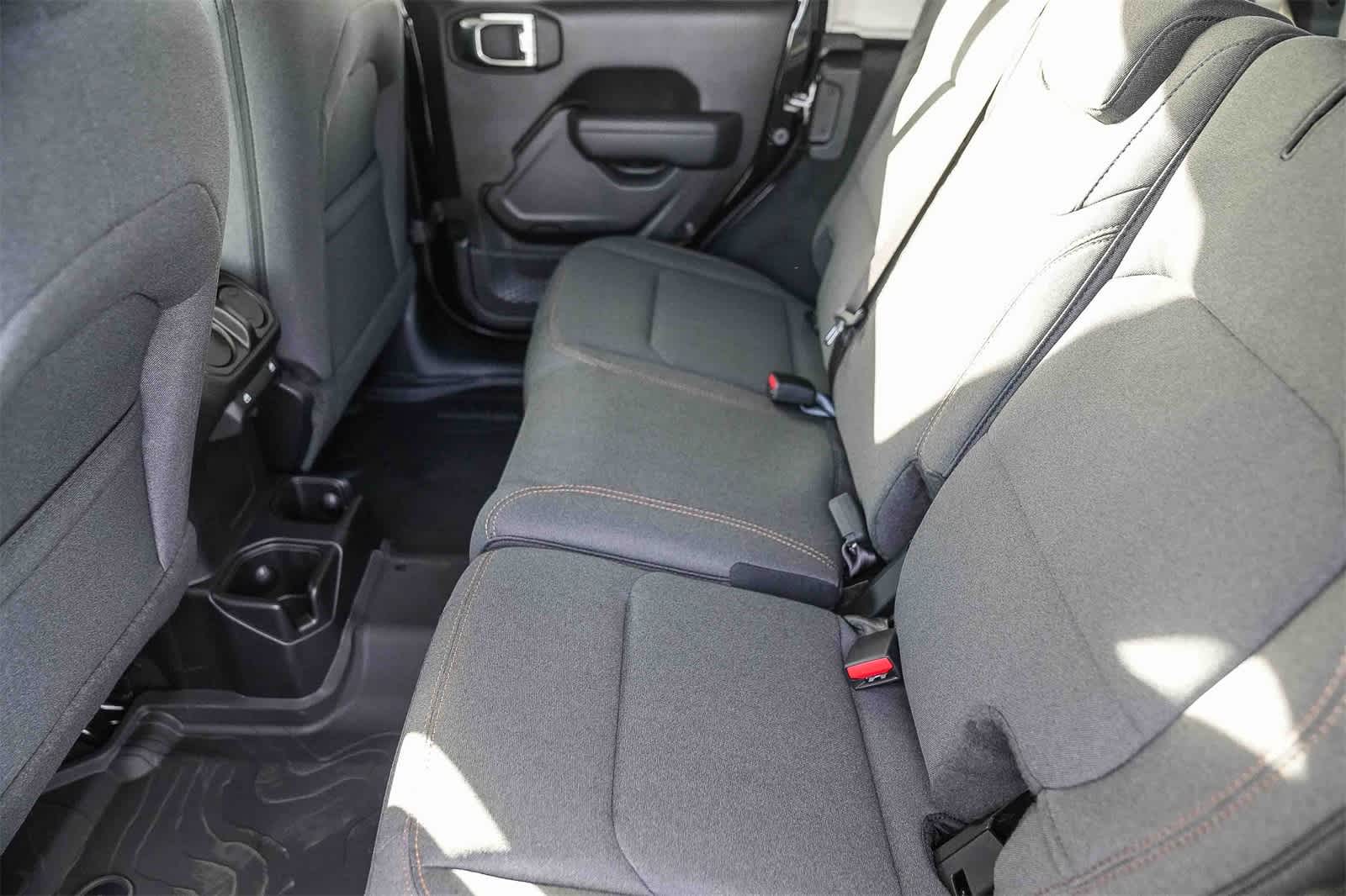 Thumbnail: 2026 Jeep Wrangler - 17