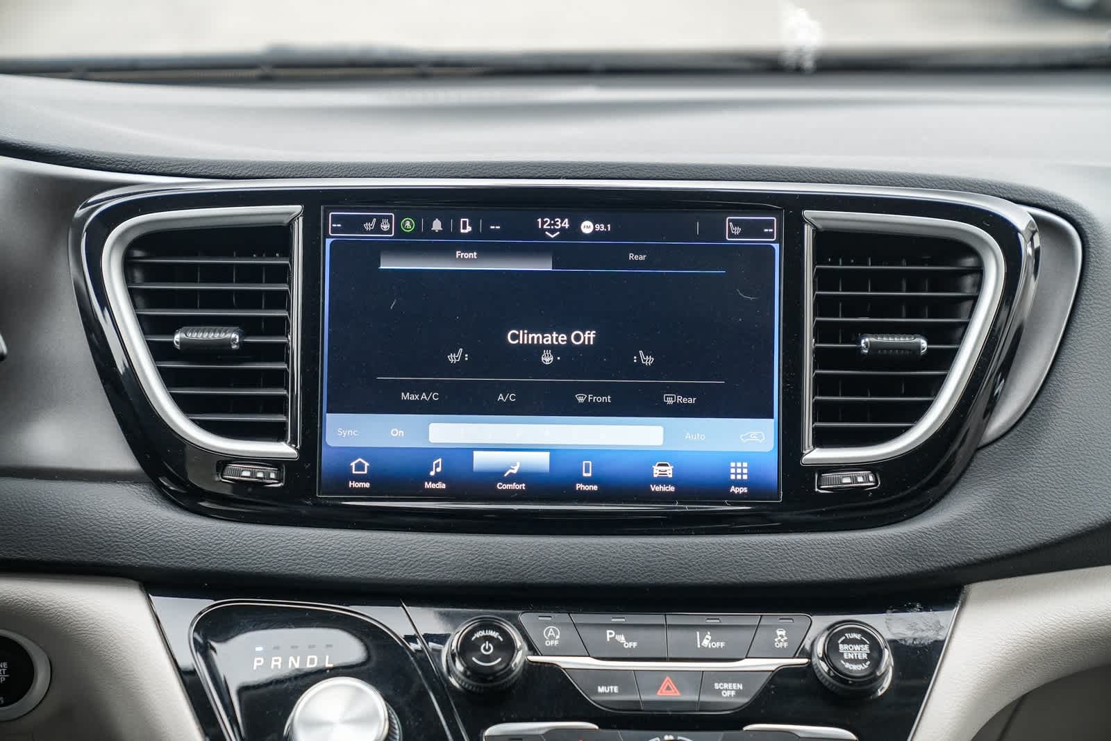 Thumbnail: 2024 Chrysler Pacifica - 13