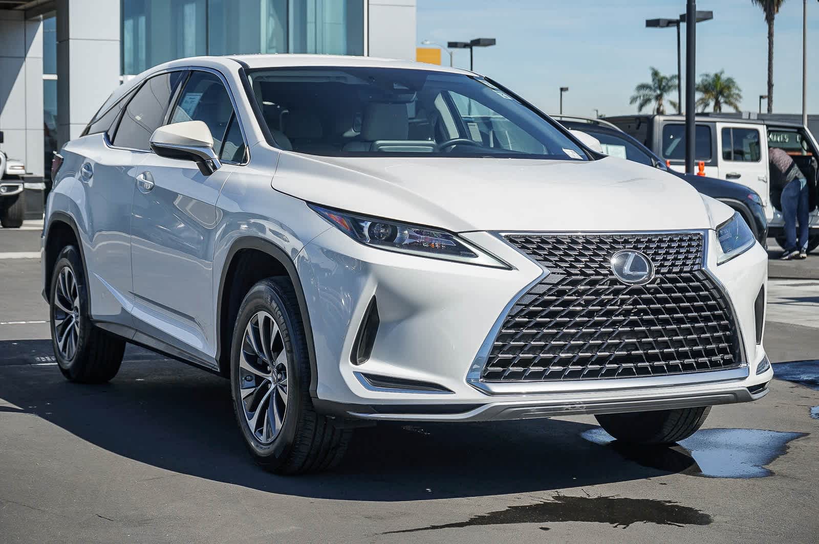 Thumbnail: 2022 Lexus RX - 3