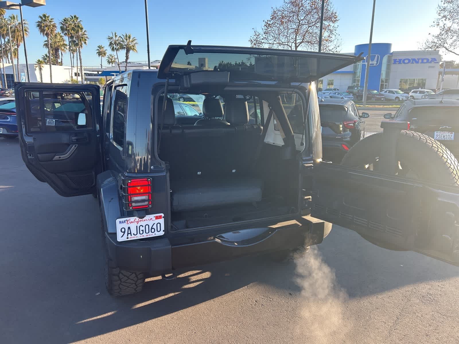 Thumbnail: 2018 Jeep Wrangler - 37