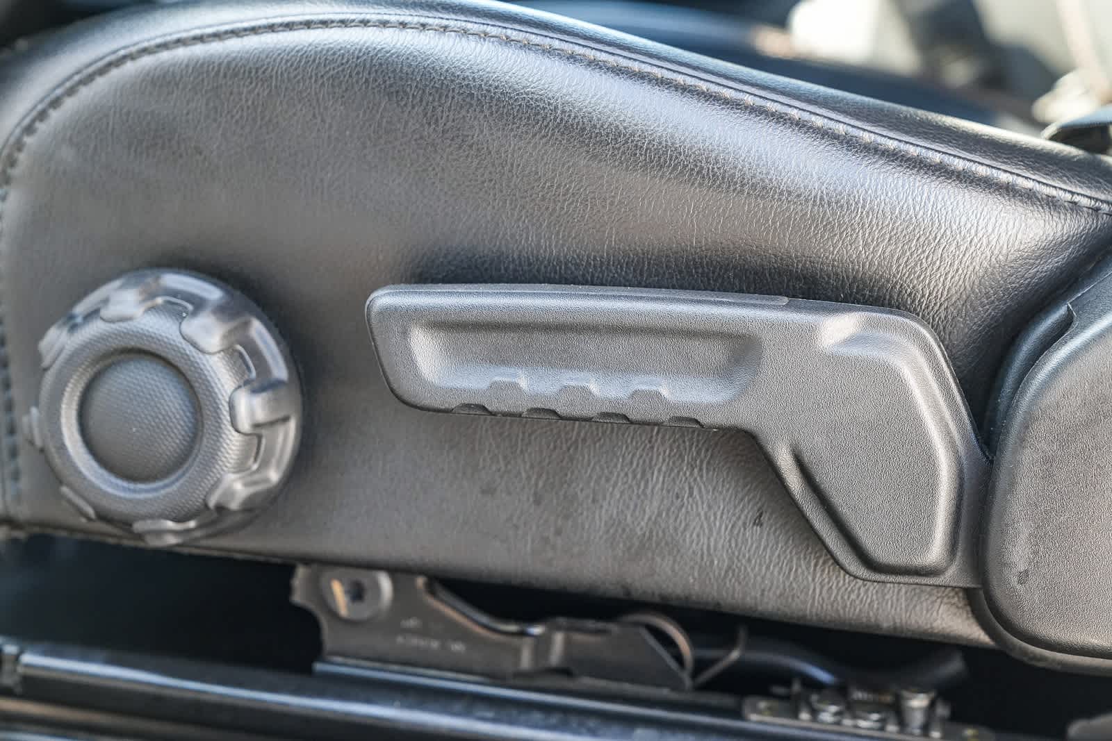 Thumbnail: 2022 Jeep Wrangler - 18