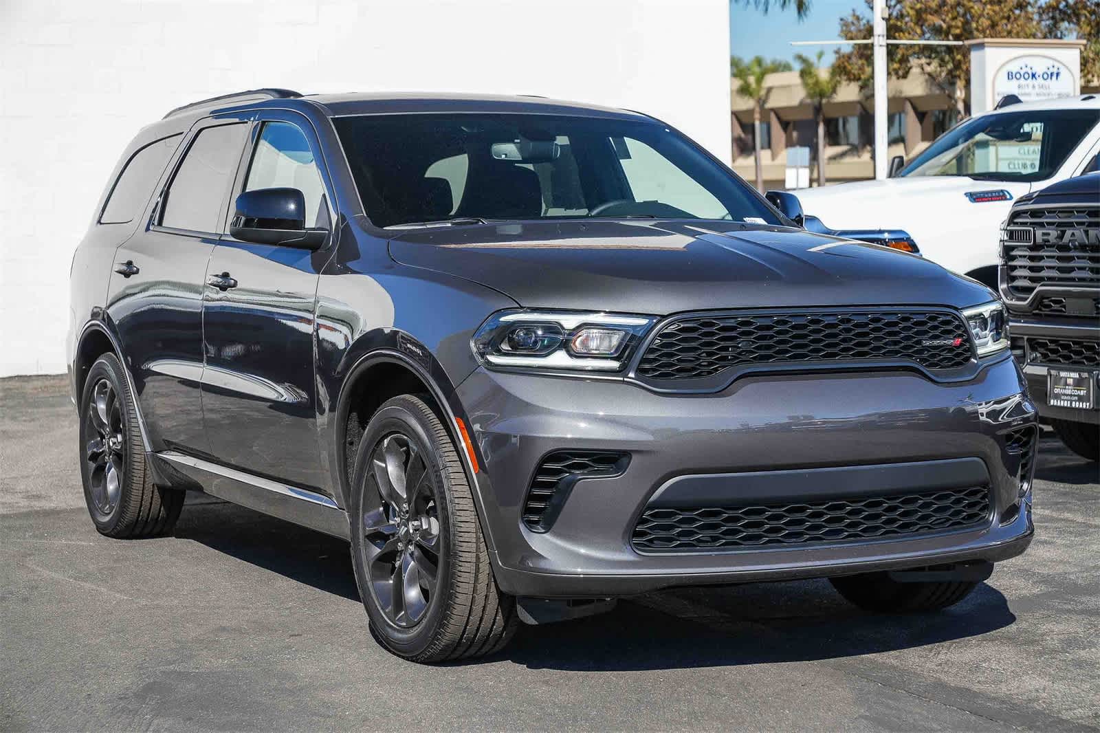 Thumbnail: 2025 Dodge Durango - 3