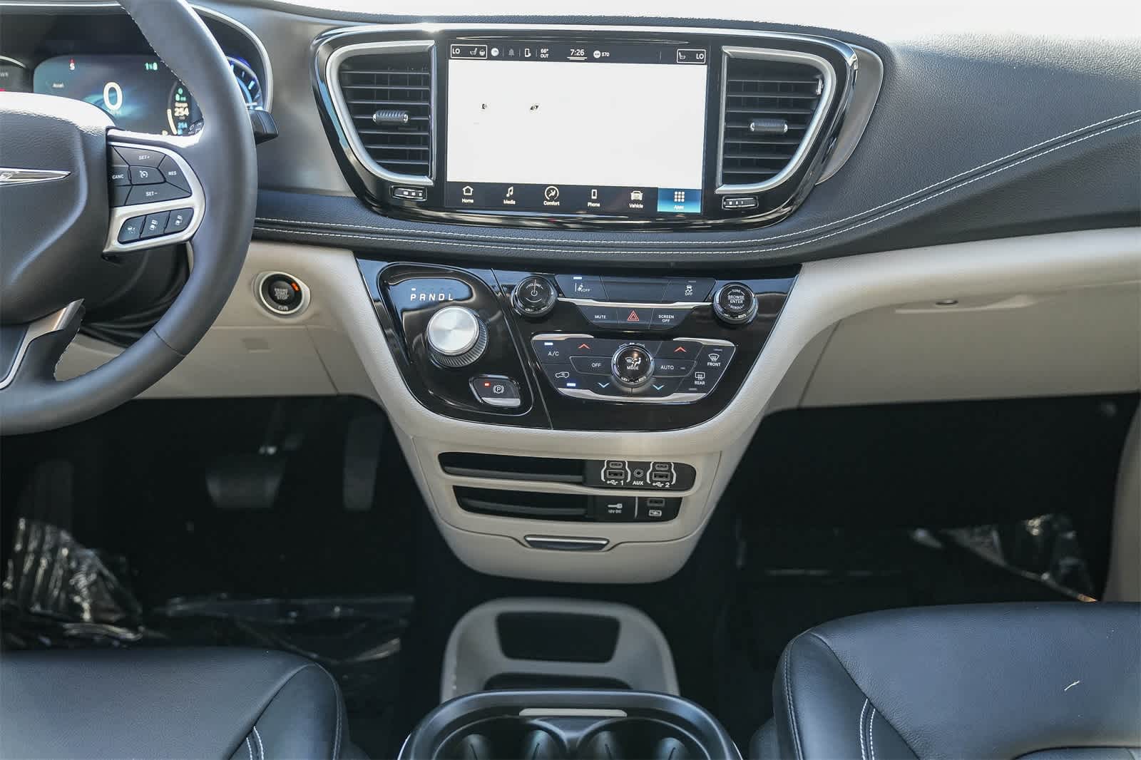 Thumbnail: 2022 Chrysler Pacifica - 12