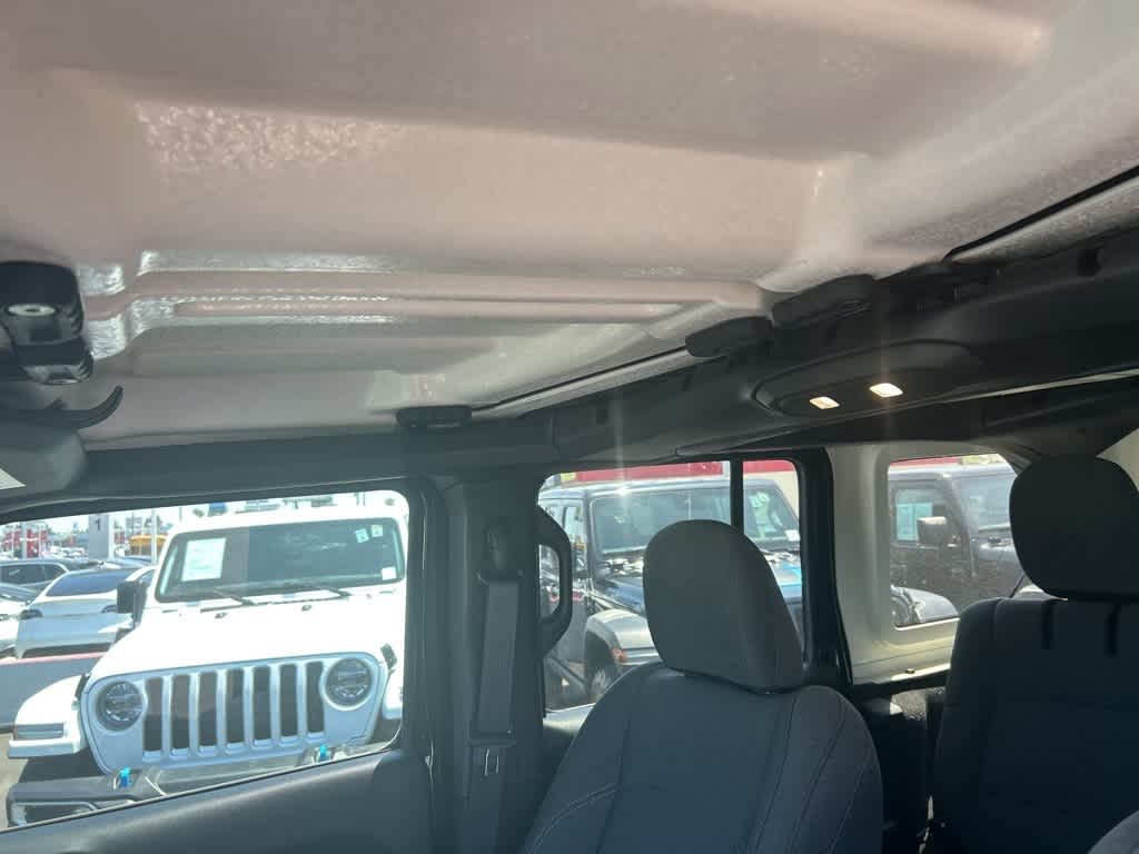 Thumbnail: 2024 Jeep Wrangler - 25