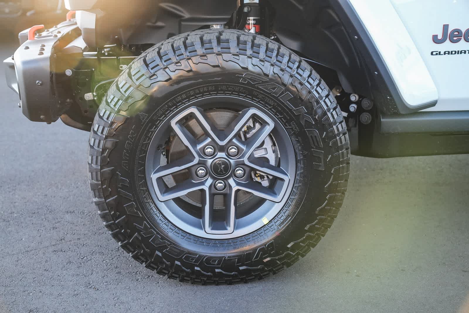 Thumbnail: 2026 Jeep Gladiator - 9