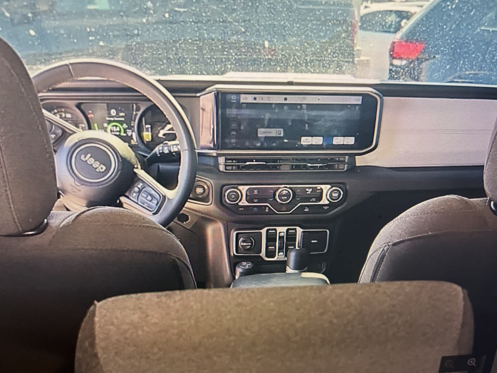 Thumbnail: 2024 Jeep Wrangler - 9