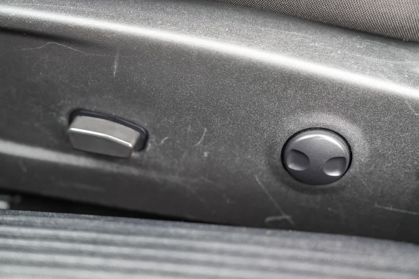 Thumbnail: 2022 Dodge Challenger - 21