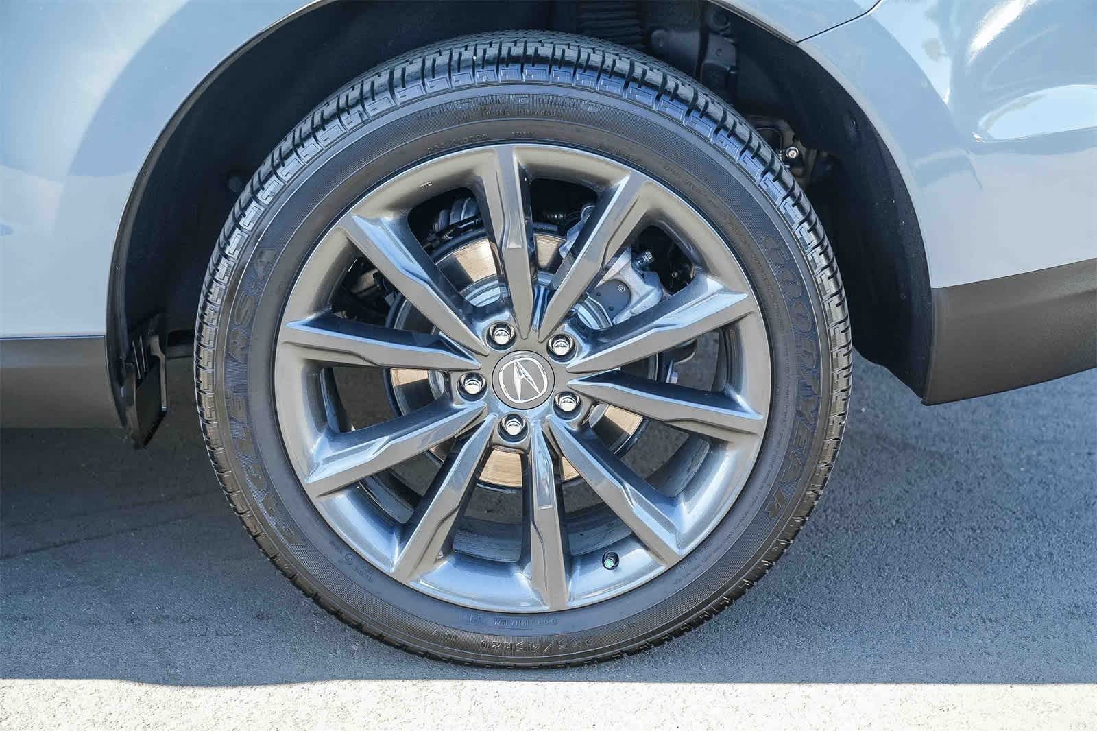 Thumbnail: 2025 Acura RDX - 10