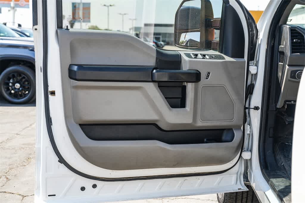 Thumbnail: 2020 Ford F-350 - 19