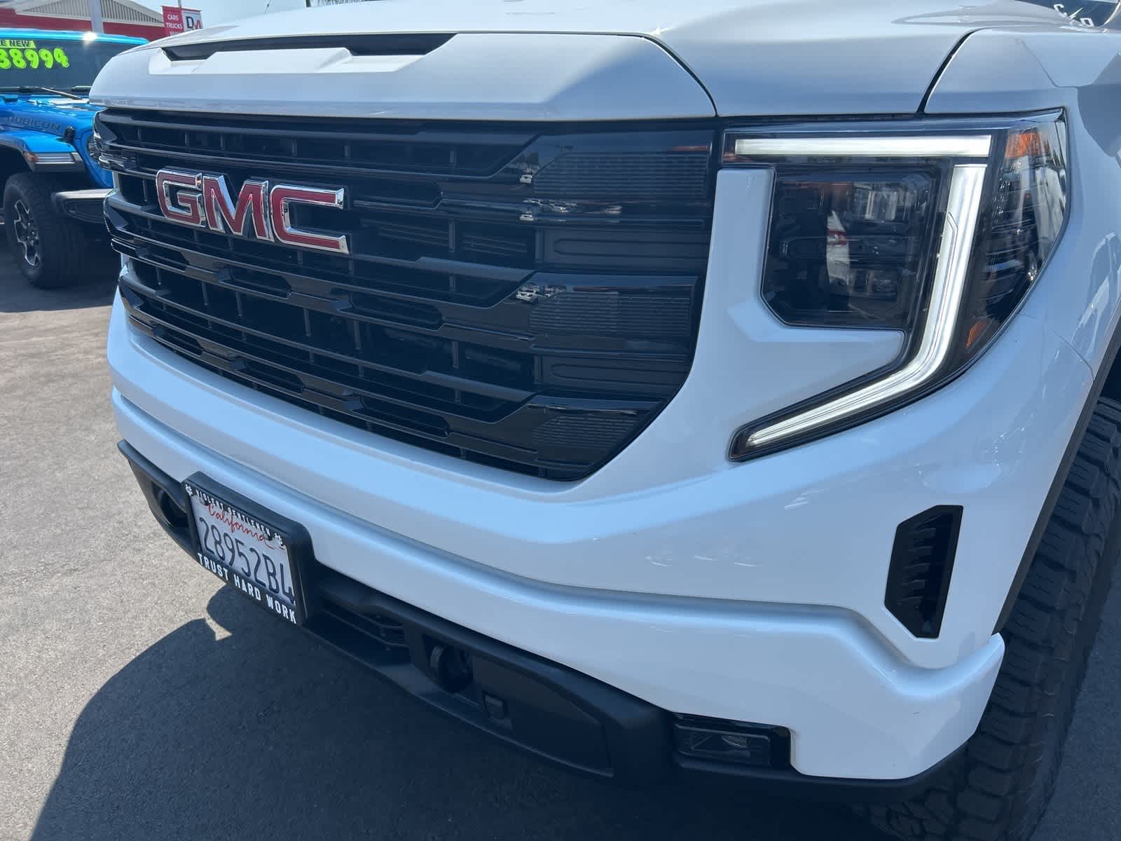 Thumbnail: 2024 GMC Sierra 1500 - 10