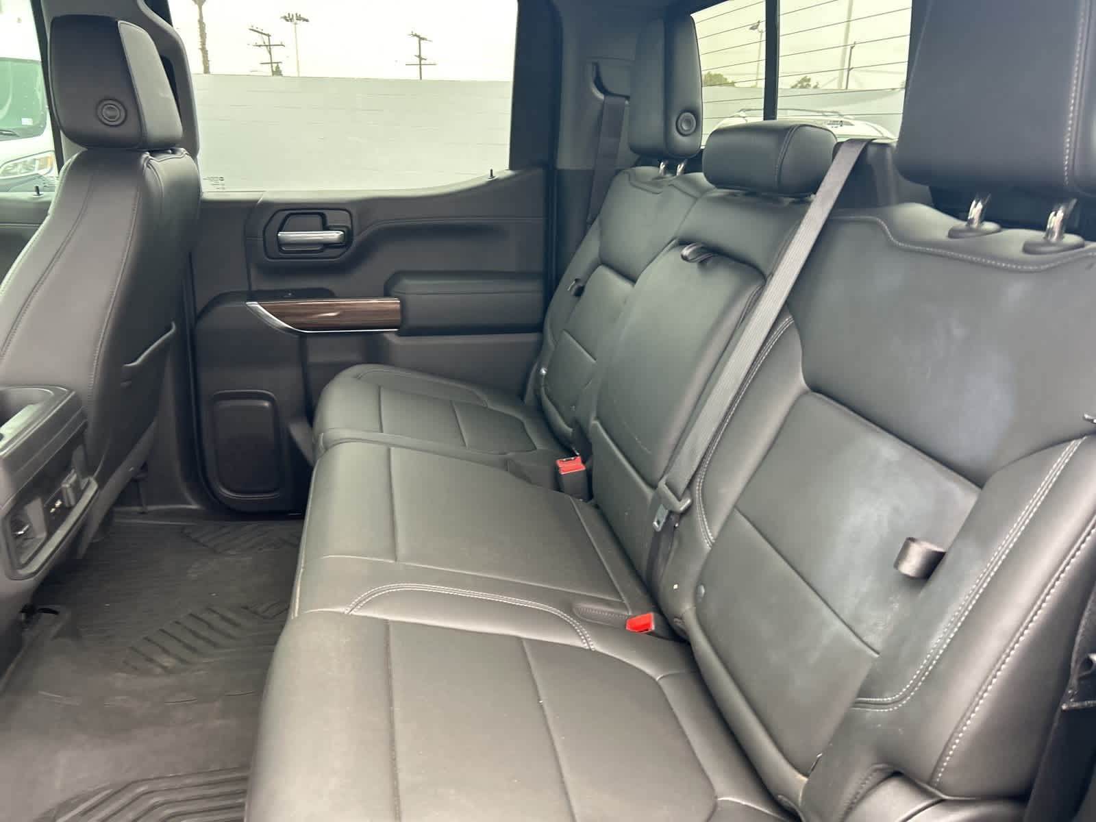 Thumbnail: 2020 Chevrolet Silverado 1500 - 32