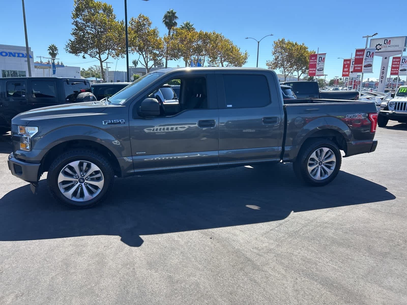 Thumbnail: 2017 Ford F-150 - 3