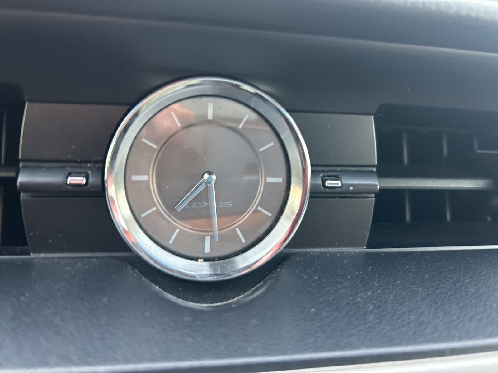 Thumbnail: 2016 Lexus ES - 34