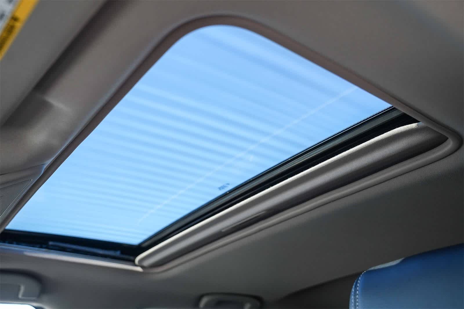 Thumbnail: 2024 Nissan Frontier - 23