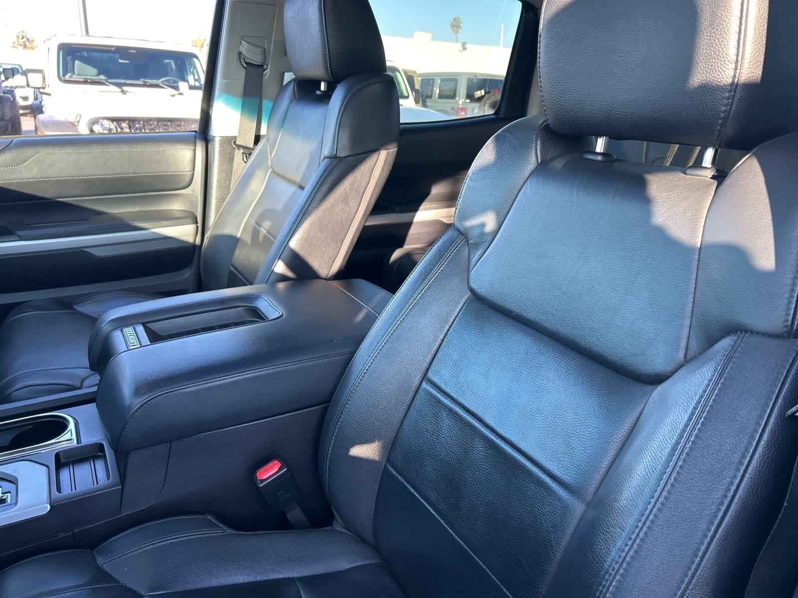 Thumbnail: 2016 Toyota Tundra - 23