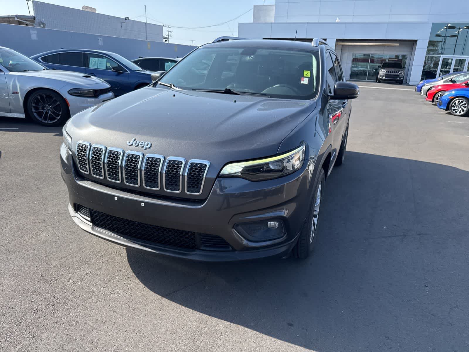 Thumbnail: 2019 Jeep Cherokee - 2