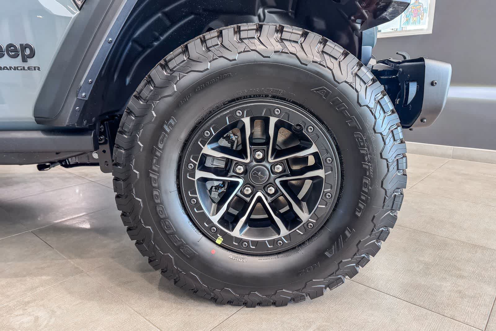 Thumbnail: 2026 Jeep Wrangler - 10