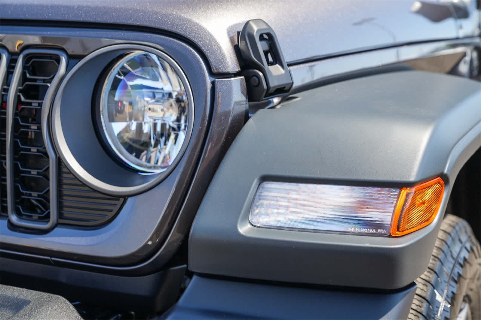 Thumbnail: 2025 Jeep Wrangler - 8