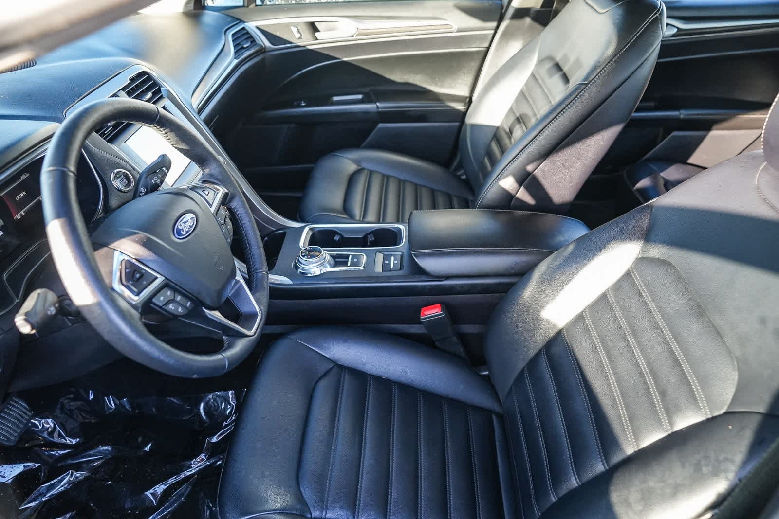 Thumbnail: 2020 Ford Fusion - 17