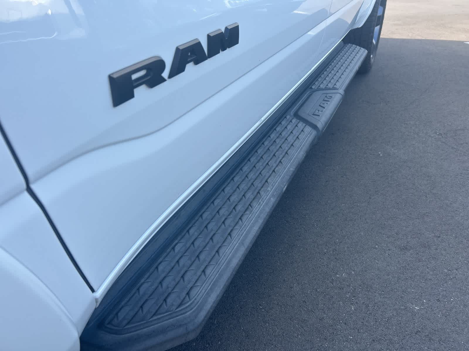 Thumbnail: 2023 RAM 1500 - 17