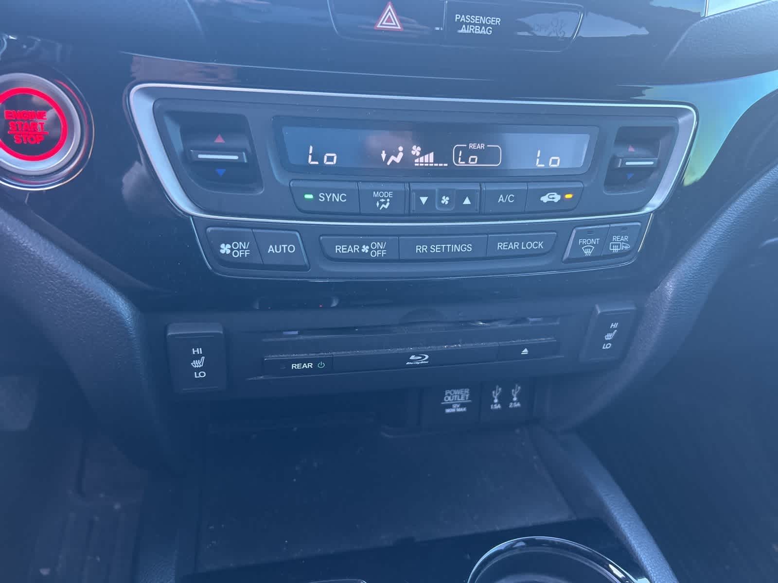 Thumbnail: 2016 Honda Pilot - 45