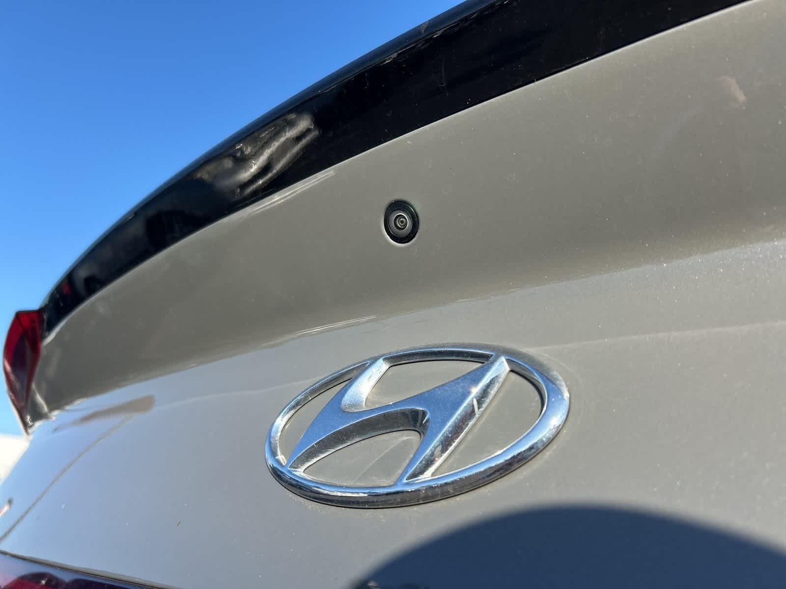 Thumbnail: 2022 Hyundai Sonata - 14