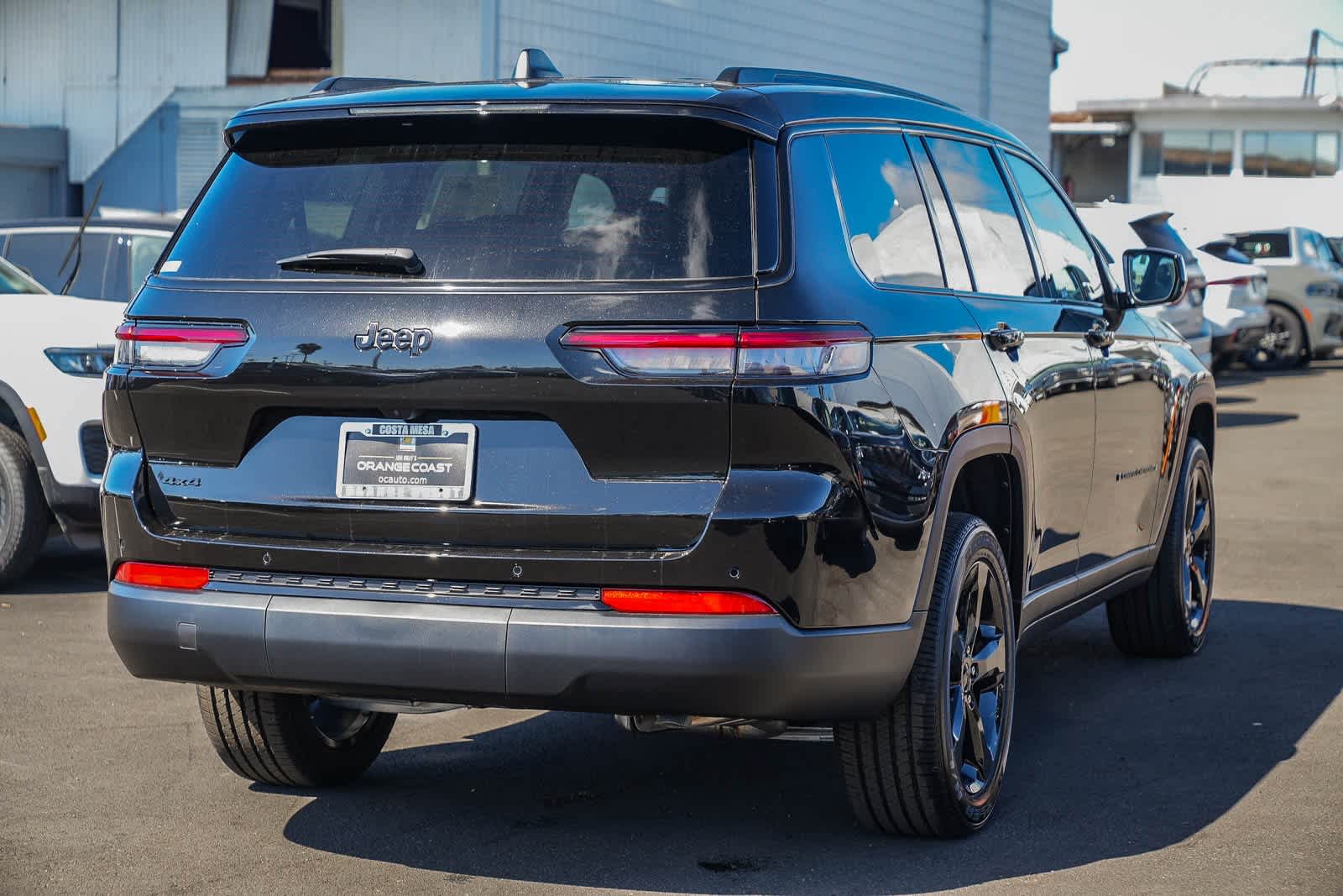 Thumbnail: 2025 Jeep Grand Cherokee L - 4