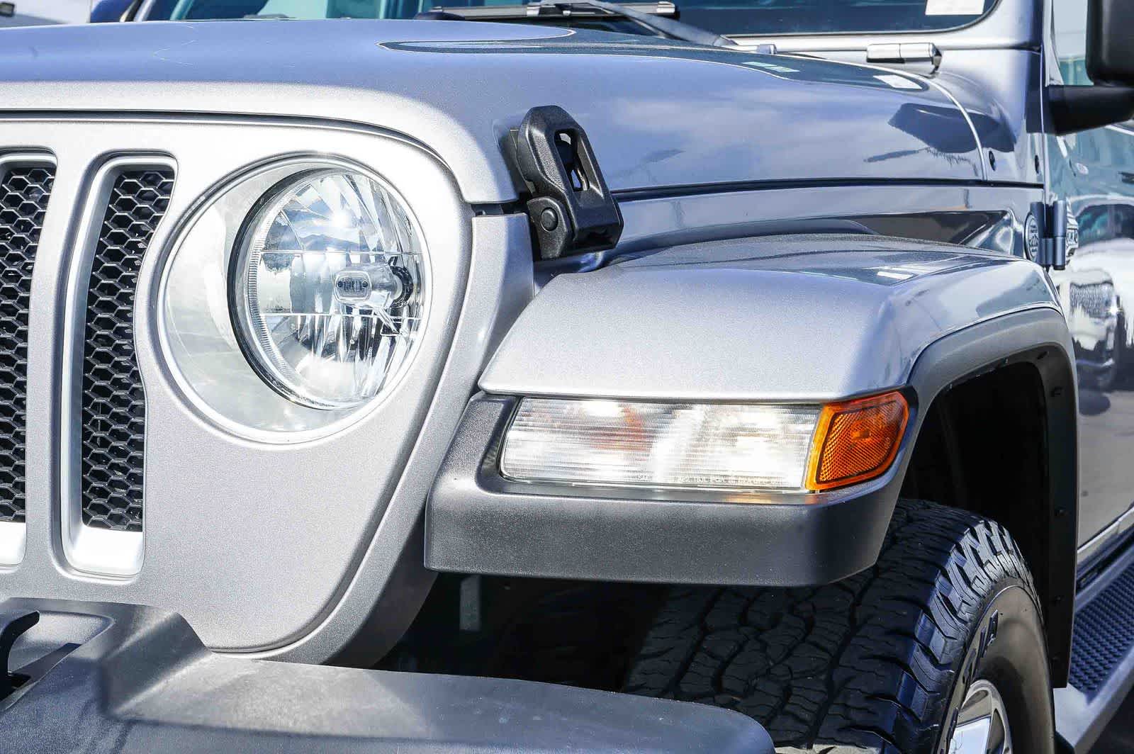 Thumbnail: 2020 Jeep Wrangler - 8