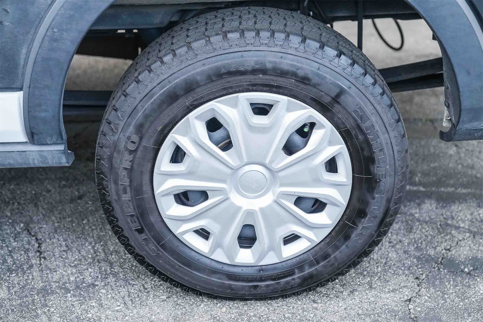 Thumbnail: 2023 Ford Econoline - 10