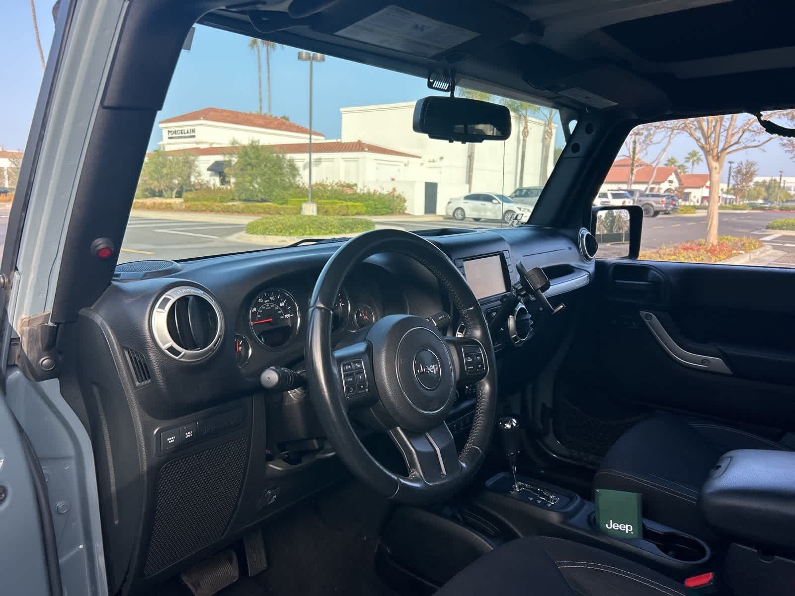 Thumbnail: 2015 Jeep Wrangler - 40