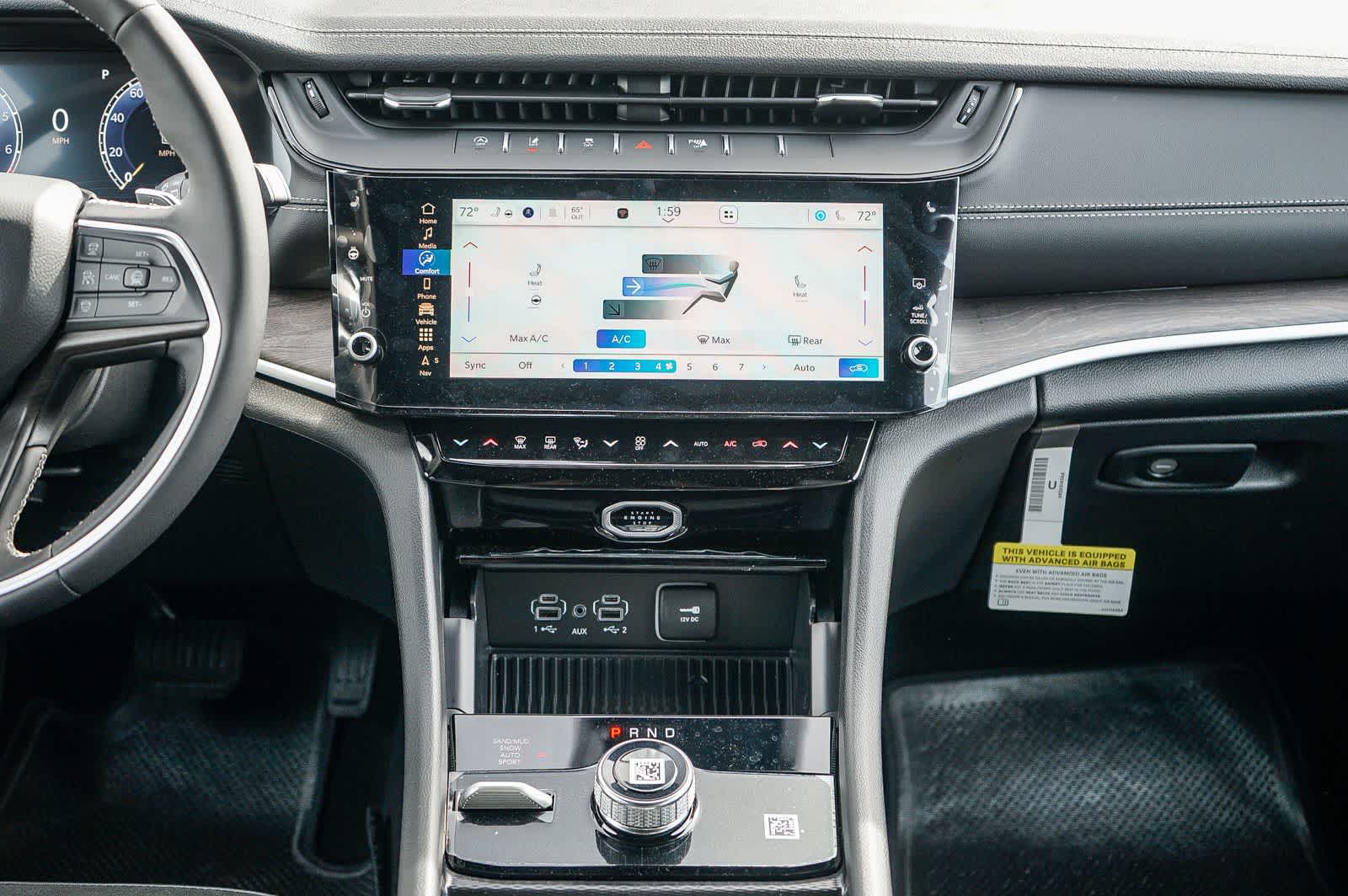 Thumbnail: 2026 Jeep Grand Cherokee - 14