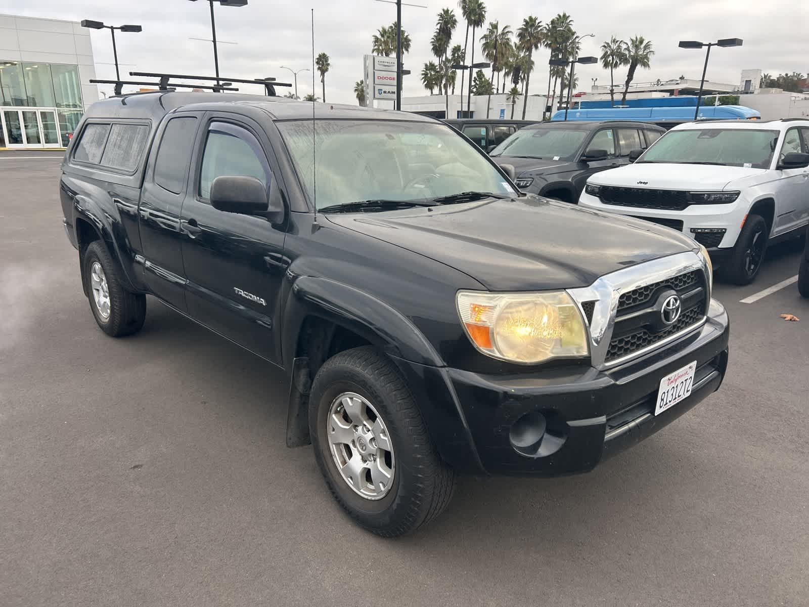 Thumbnail: 2011 Toyota Tacoma - 8