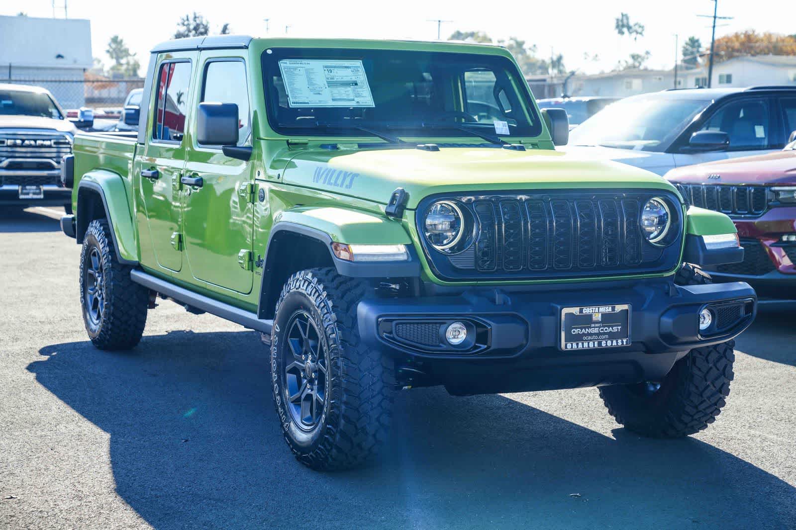 Thumbnail: 2026 Jeep Gladiator - 3