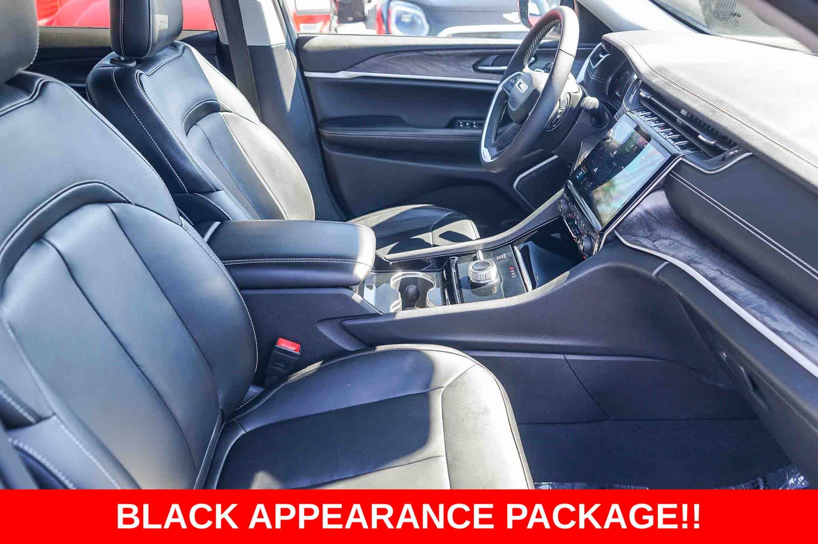 Thumbnail: 2023 Jeep Grand Cherokee - 15