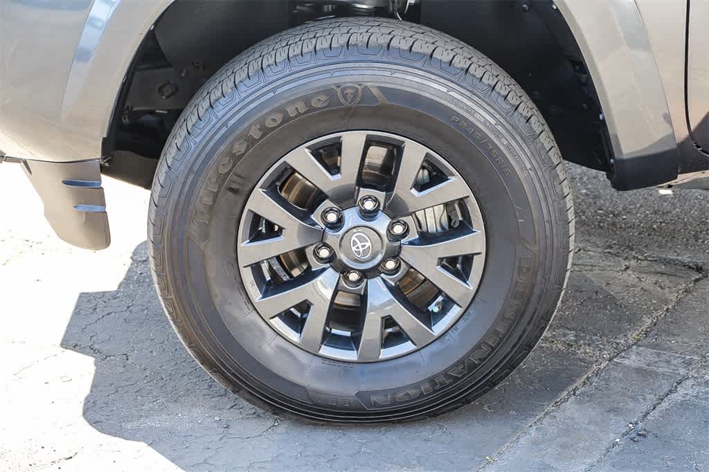 2021 Toyota Tacoma SR5 9